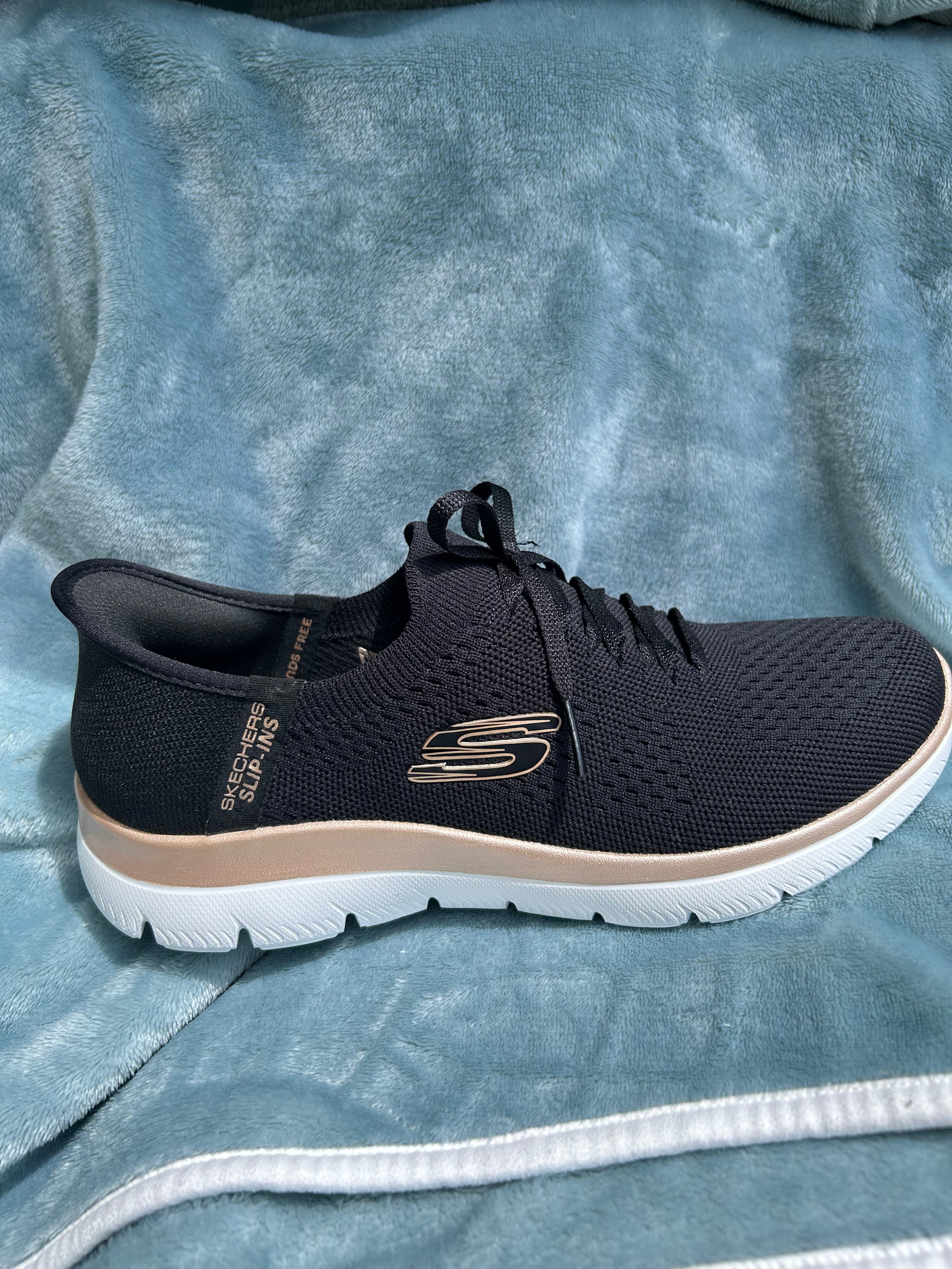 Skechers slip ins ￼